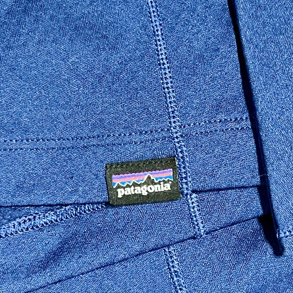 Patagonia
Capilene Thermal Weight Zip Neck - Women's - Picture 5 of 6